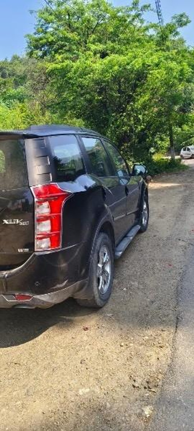 Second-hand 2014 Mahindra XUV500 W8 AWD for sale in Kangra-3