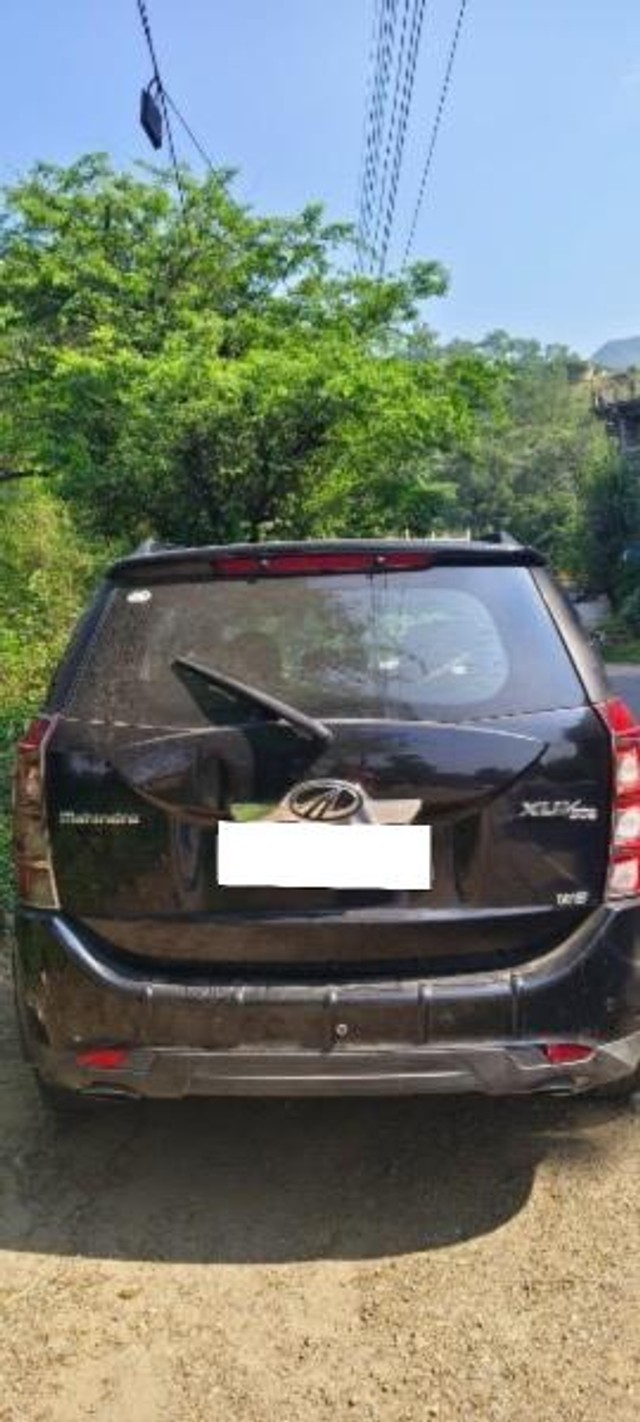 Second-hand 2014 Mahindra XUV500 W8 AWD for sale in Kangra-1