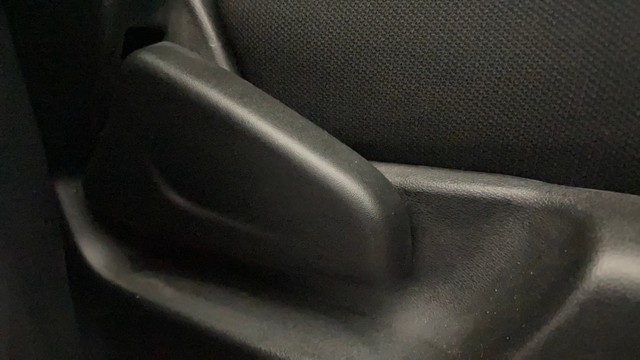 Second-hand 2018 Datsun RediGO AMT 1.0 T Option for sale in Kochi-18