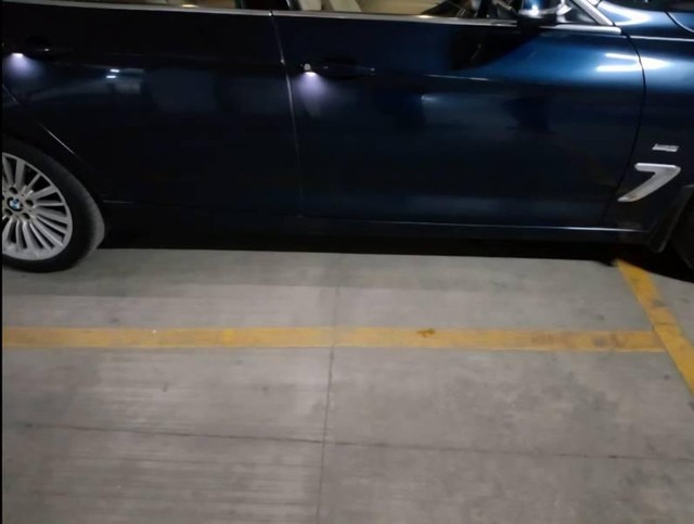 Second-hand 2018 BMW 3 Series GT M Sport Petrol for sale in Mumbai-12