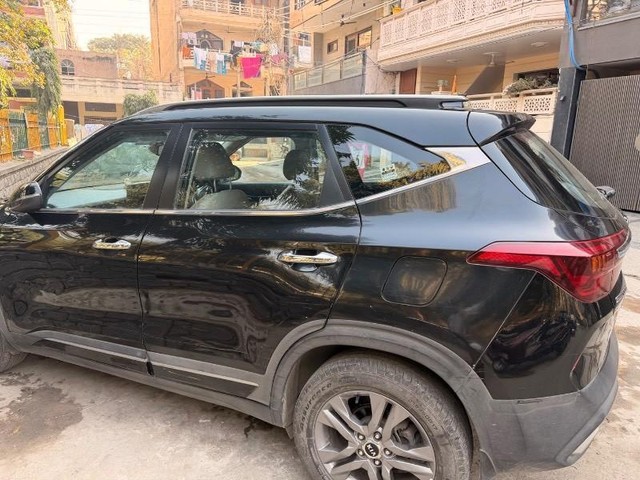 Second-hand 2020 Kia Seltos HTX IVT G for sale in New Delhi-12