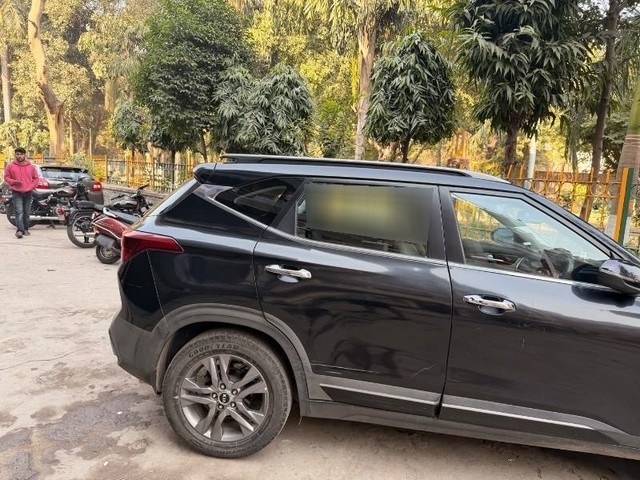 Second-hand 2020 Kia Seltos HTX IVT G for sale in New Delhi-13