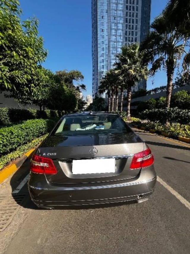 Mercedes-Benz E-Class E 200 CGI Avantgarde Second-hand 2013 Mercedes-Benz E-Class E 200 CGI Avantgarde for sale in Mumbai-5