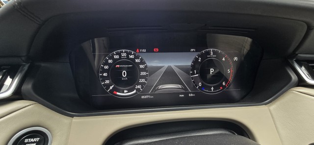 Second-hand 2019 Land Rover Range Rover Velar D180 S for sale in Jabalpur-16