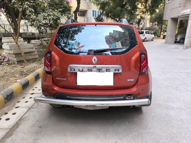 Second-hand 2019 Renault Duster 85PS Diesel RxS for sale in Noida-3