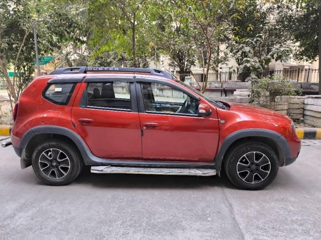 Second-hand 2019 Renault Duster 85PS Diesel RxS for sale in Noida-1