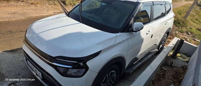 Second-hand 2022 Kia Carens Prestige Plus Turbo 2022-2023 for sale in Ranga reddy-4