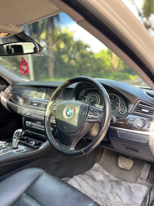 Second-hand 2012 BMW 5 Series 520d Sedan for sale in Mumbai-7
