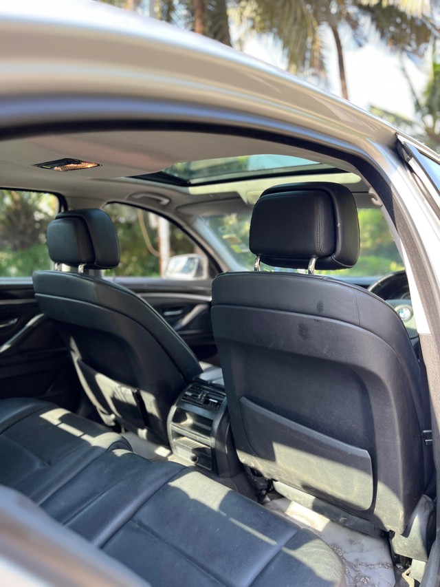 Second-hand 2012 BMW 5 Series 520d Sedan for sale in Mumbai-39