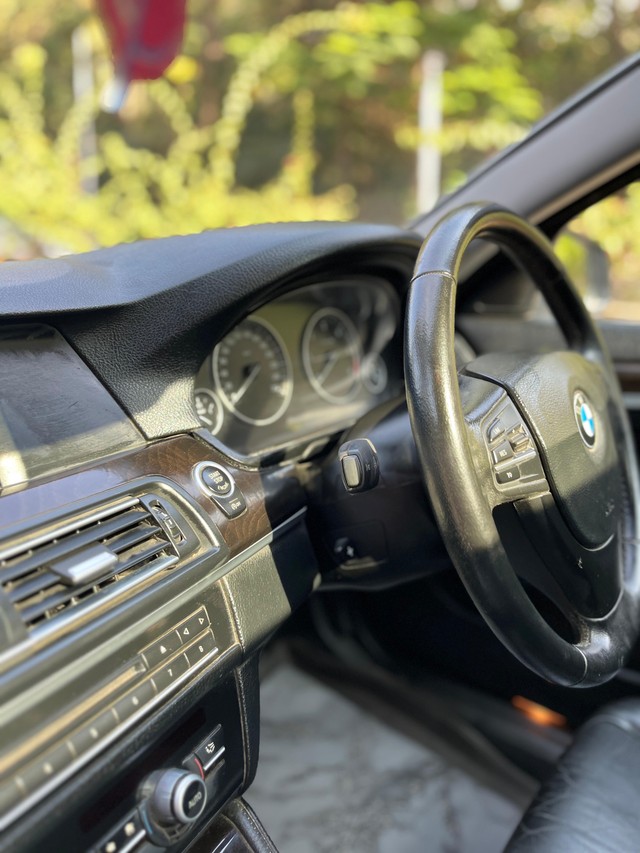 Second-hand 2012 BMW 5 Series 520d Sedan for sale in Mumbai-12