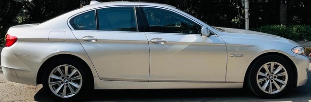 Second-hand 2012 BMW 5 Series 520d Sedan for sale in Mumbai-1