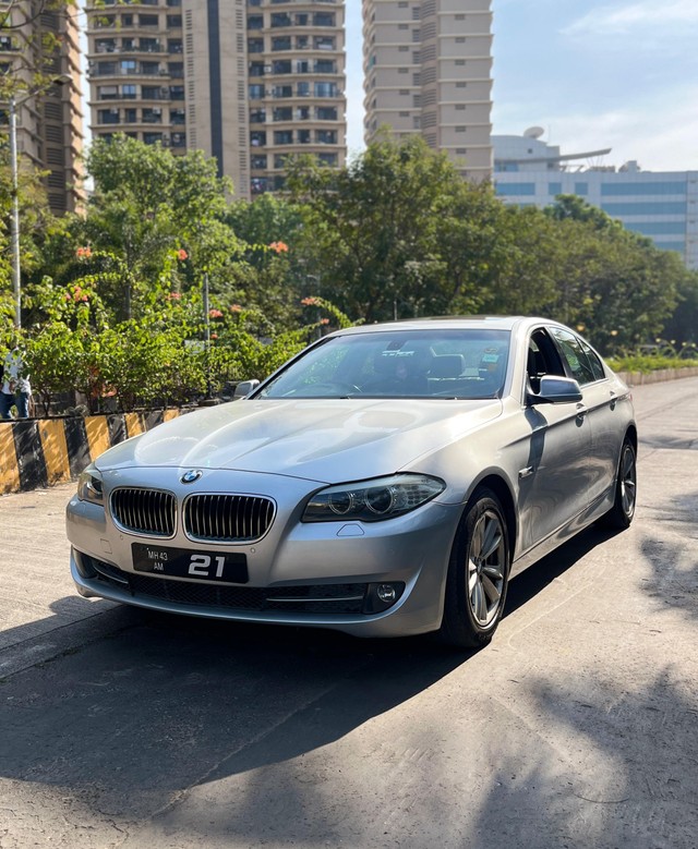 Second-hand 2012 BMW 5 Series 520d Sedan for sale in Mumbai-4