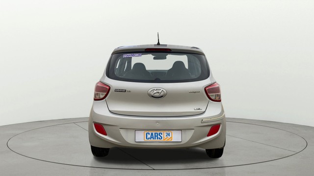 Second-hand 2014 Hyundai Grand i10 Magna for sale in Ahmedabad-3