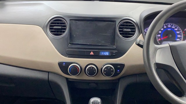 Second-hand 2014 Hyundai Grand i10 Magna for sale in Ahmedabad-22