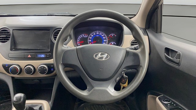 Second-hand 2014 Hyundai Grand i10 Magna for sale in Ahmedabad-12
