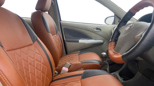 Second-hand 2013 Toyota Etios Liva G for sale in Bangalore-15