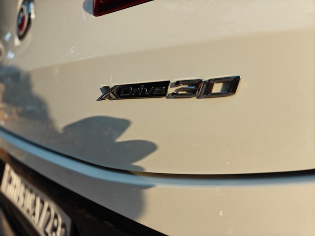 Second-hand 2022 BMW X4 M Sport X xDrive20d for sale in Mumbai-14