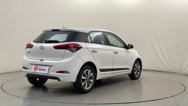 Second-hand 2015 Hyundai i20 1.4 Asta for sale in Mysore-3