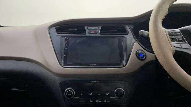 Second-hand 2015 Hyundai i20 1.4 Asta for sale in Mysore-32