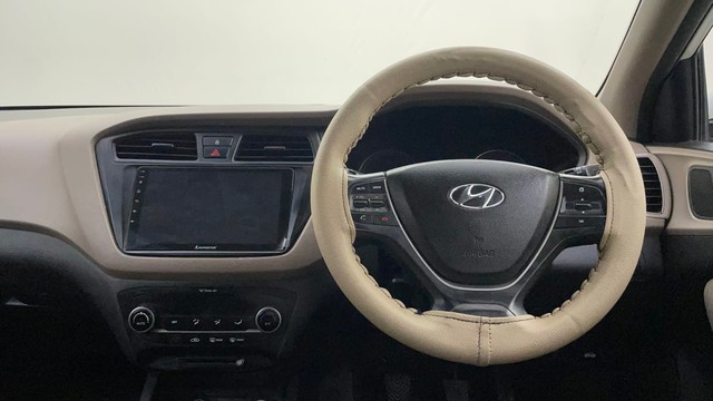 Second-hand 2015 Hyundai i20 1.4 Asta for sale in Mysore-29