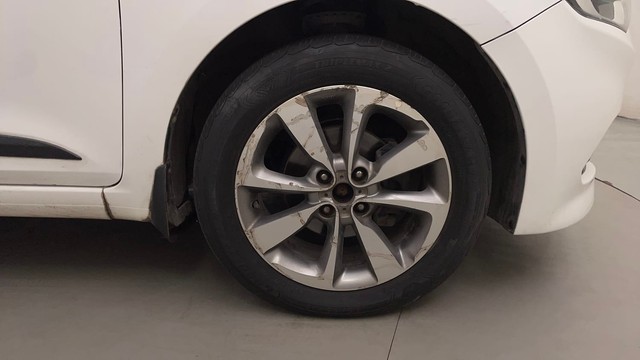 Second-hand 2015 Hyundai i20 1.4 Asta for sale in Mysore-17