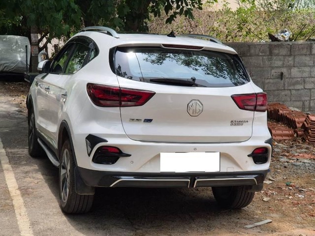 Second-hand 2023 MG ZS EV Exclusive for sale in Bangalore-5
