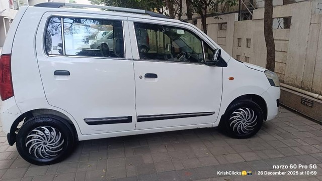 Second-hand 2018 Maruti Wagon R LXI CNG for sale in Pimpri chinchwad-4