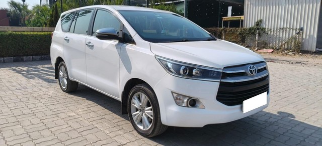 Toyota Innova Crysta 2.4 G MT Second-hand 2020 Toyota Innova Crysta 2.4 G MT for sale in Surat-17