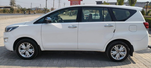 Toyota Innova Crysta 2.4 G MT Second-hand 2020 Toyota Innova Crysta 2.4 G MT for sale in Surat-5
