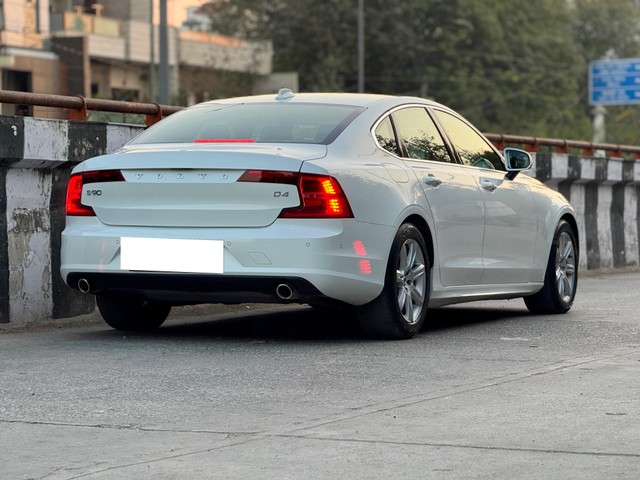 Second-hand 2019 Volvo S90 D4 Inscription BSIV for sale in New Delhi-4