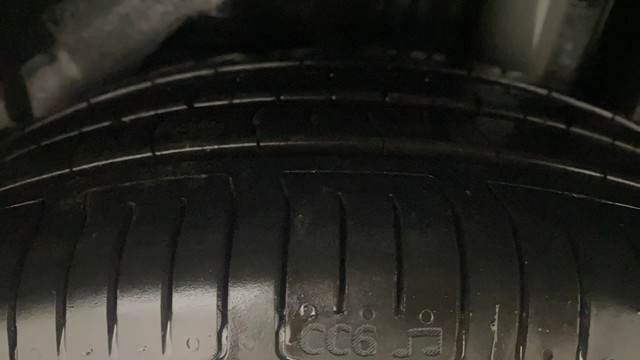 Second-hand 2019 Ford Freestyle Titanium Plus Petrol BSIV for sale in Gulbarga-32