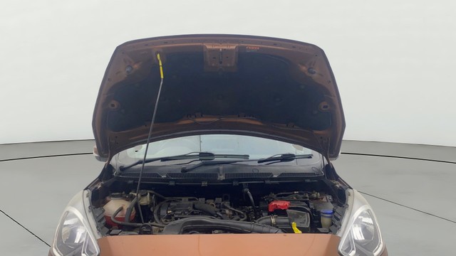 Second-hand 2019 Ford Freestyle Titanium Plus Petrol BSIV for sale in Gulbarga-9