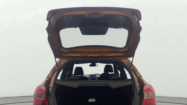 Second-hand 2019 Ford Freestyle Titanium Plus Petrol BSIV for sale in Gulbarga-20