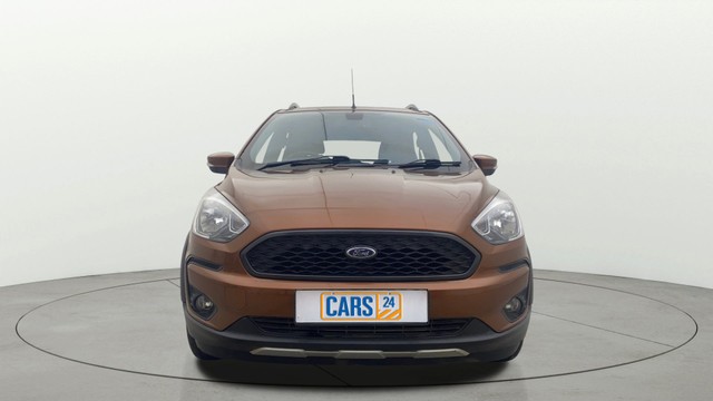 Second-hand 2019 Ford Freestyle Titanium Plus Petrol BSIV for sale in Gulbarga-7