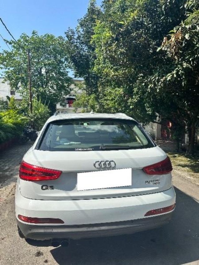 Second-hand 2013 Audi Q3 2.0 TDI for sale in Dehradun-9
