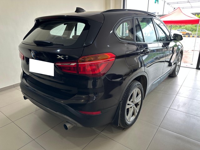Second-hand 2017 BMW X1 sDrive20d Expedition for sale in Vadodara-10