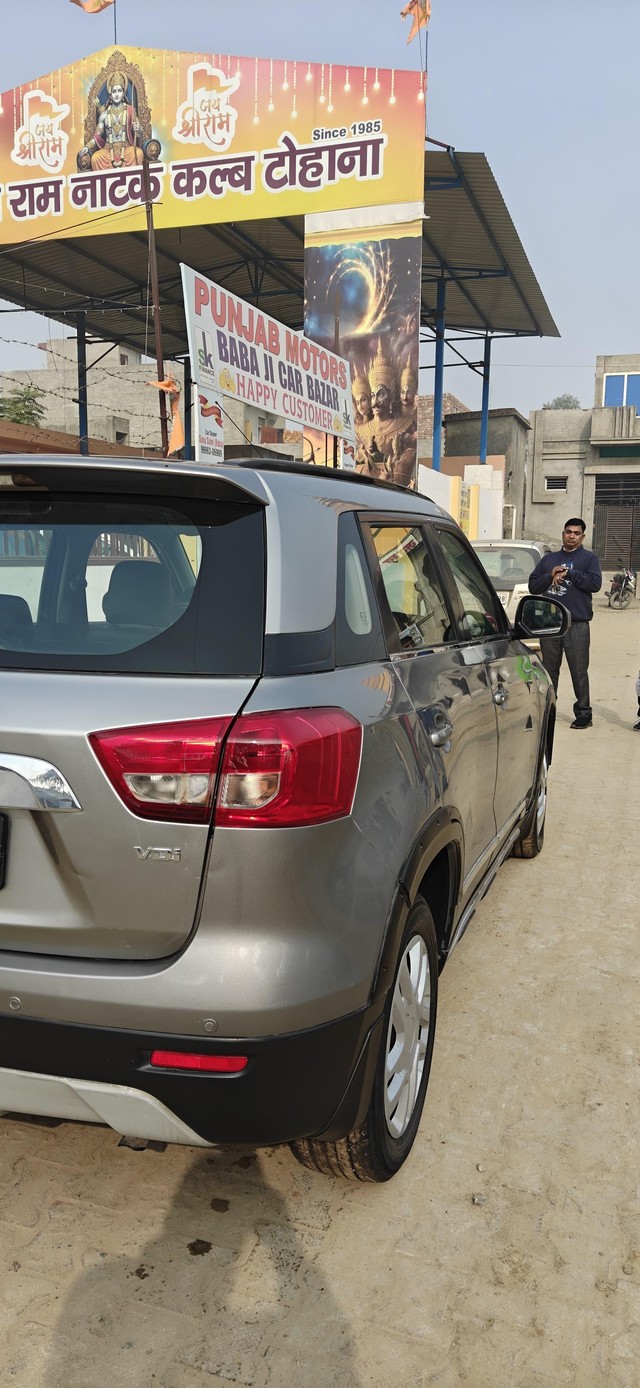 Second-hand 2016 Maruti Suzuki Vitara Brezza VDi Option for sale in Fatehabad-7
