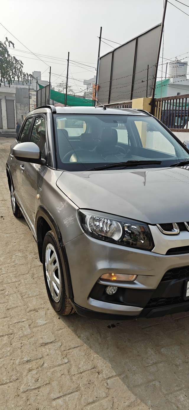 Second-hand 2016 Maruti Suzuki Vitara Brezza VDi Option for sale in Fatehabad-4