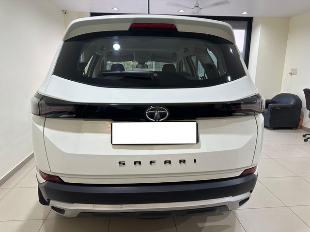 Second-hand 2021 Tata Safari XT Plus BSVI for sale in Vadodara-2