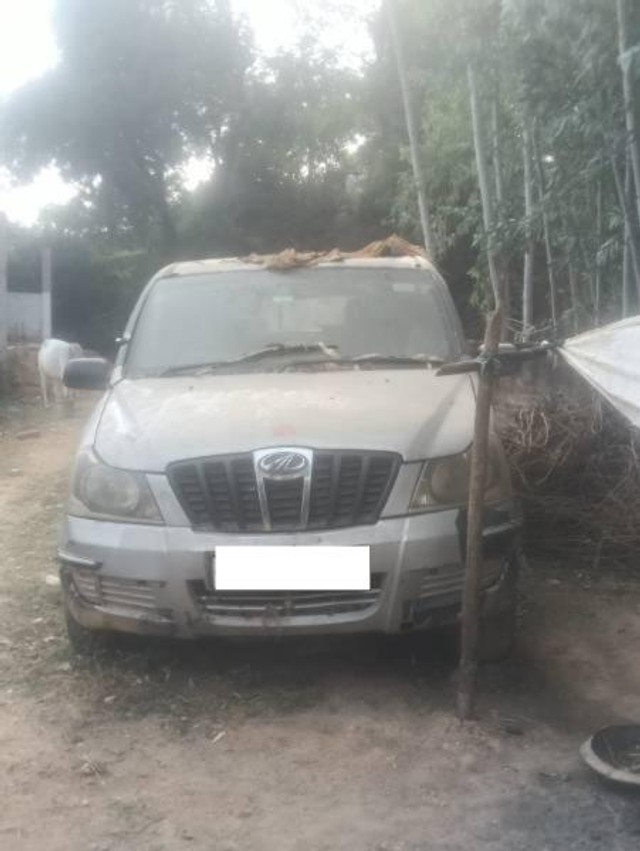 Second-hand 2010 Mahindra Xylo D2 for sale in Chitrakoot-0