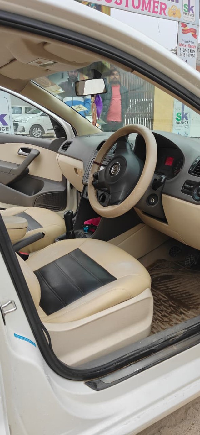 Volkswagen Vento Diesel Breeze Second-hand 2011 Volkswagen Vento Diesel Breeze for sale in Fatehabad-4