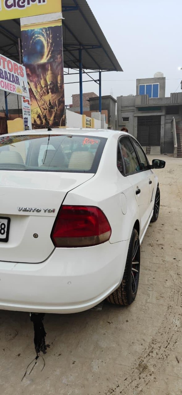 Volkswagen Vento Diesel Breeze Second-hand 2011 Volkswagen Vento Diesel Breeze for sale in Fatehabad-9