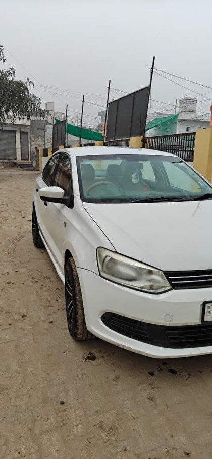 Volkswagen Vento Diesel Breeze Second-hand 2011 Volkswagen Vento Diesel Breeze for sale in Fatehabad