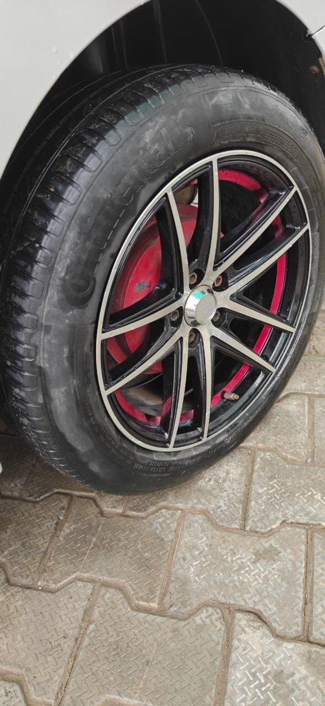 Volkswagen Vento Diesel Breeze Second-hand 2011 Volkswagen Vento Diesel Breeze for sale in Fatehabad-6