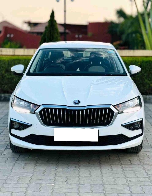 Skoda Slavia 1.0 TSI Ambition BSVI Second-hand 2023 Skoda Slavia 1.0 TSI Ambition BSVI for sale in Surat-0