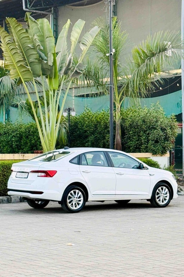 Skoda Slavia 1.0 TSI Ambition BSVI Second-hand 2023 Skoda Slavia 1.0 TSI Ambition BSVI for sale in Surat-2