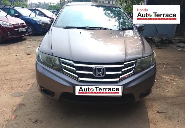 Second-hand 2013 Honda City 1.5 V MT Exclusive for sale in Chennai-0