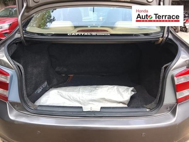 Second-hand 2013 Honda City 1.5 V MT Exclusive for sale in Chennai-7