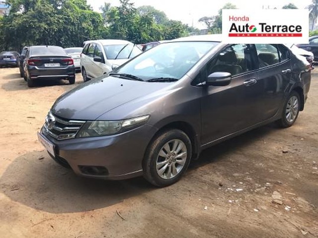 Second-hand 2013 Honda City 1.5 V MT Exclusive for sale in Chennai-6