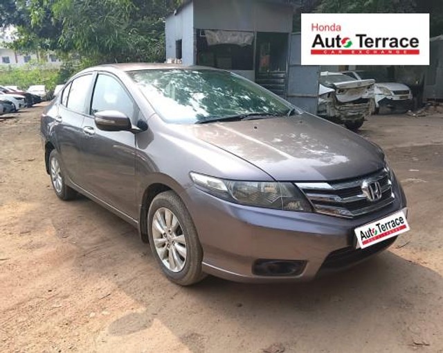 Second-hand 2013 Honda City 1.5 V MT Exclusive for sale in Chennai-16